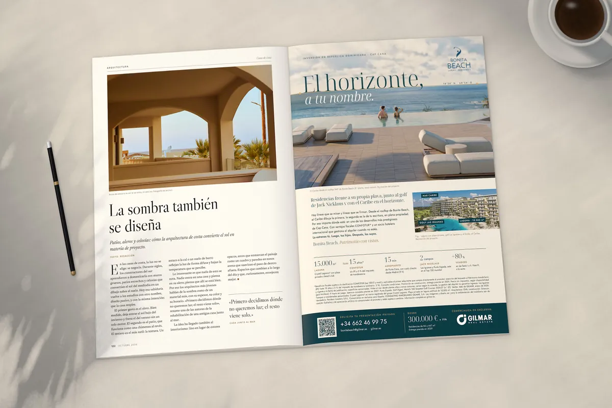Mockup: El A4 en la revista, abierta